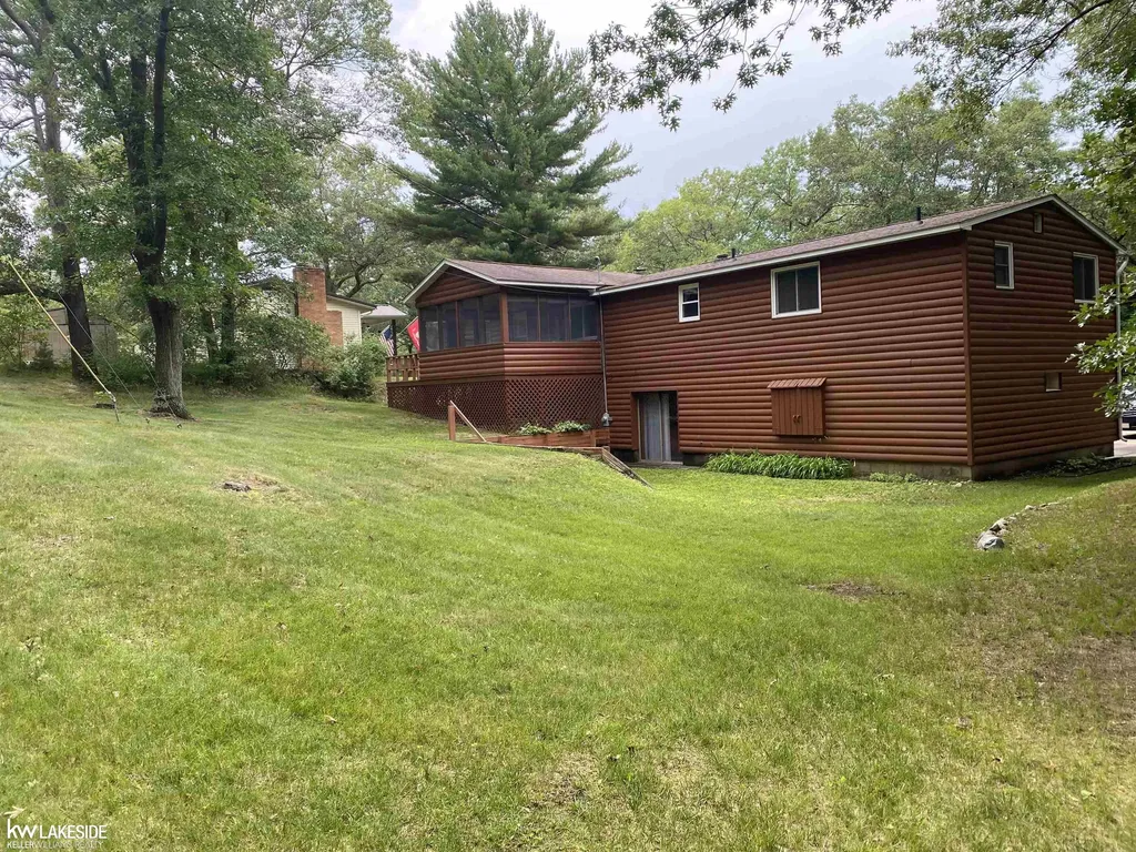4377 Cochran Road Lake Township MI 48725