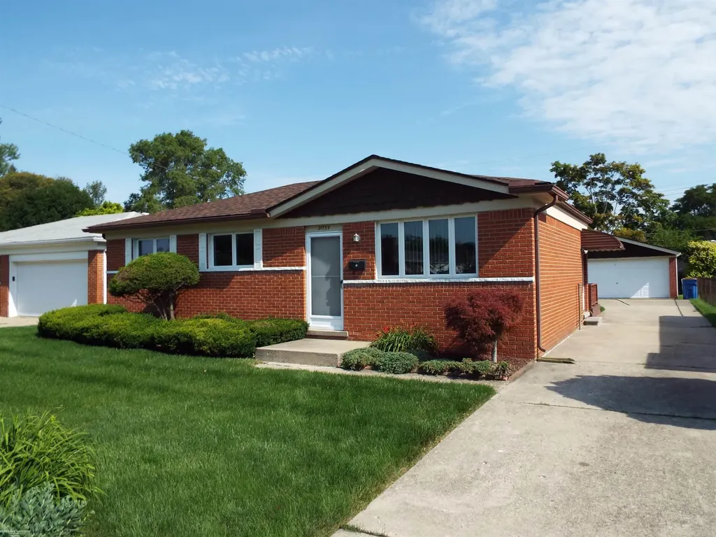 31759 Stricker Drive Warren City MI 48088