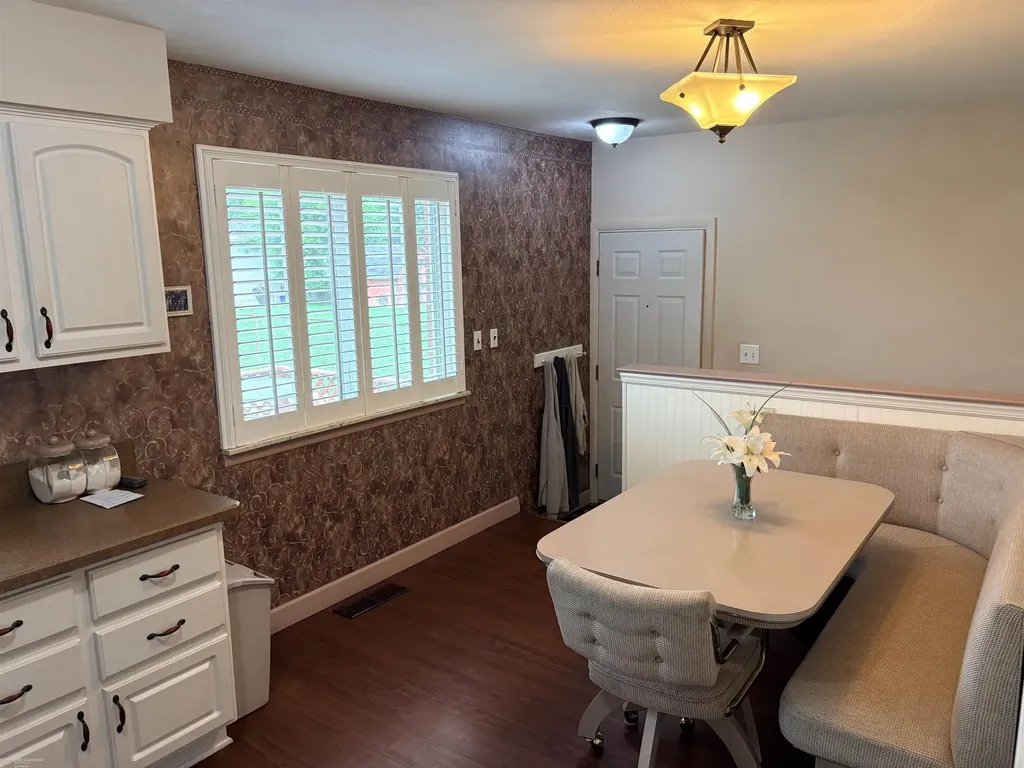 31759 Stricker Drive Warren City MI 48088