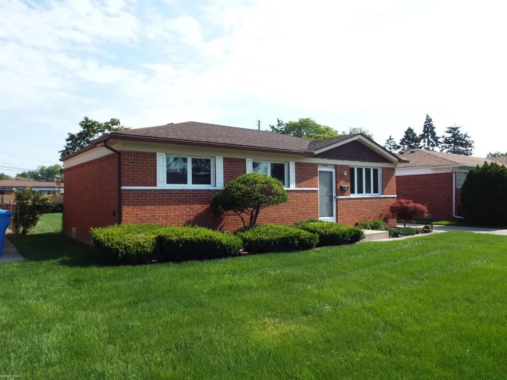 31759 Stricker Drive Warren City MI 48088