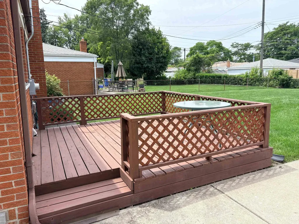 31759 Stricker Drive Warren City MI 48088