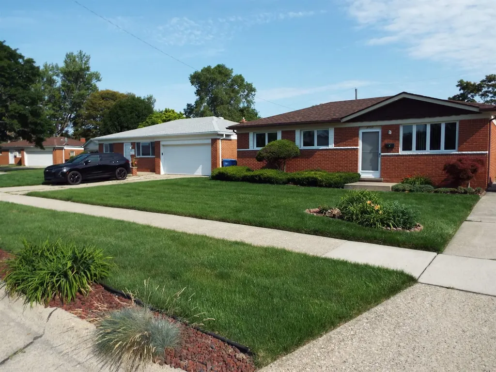 31759 Stricker Drive Warren City MI 48088