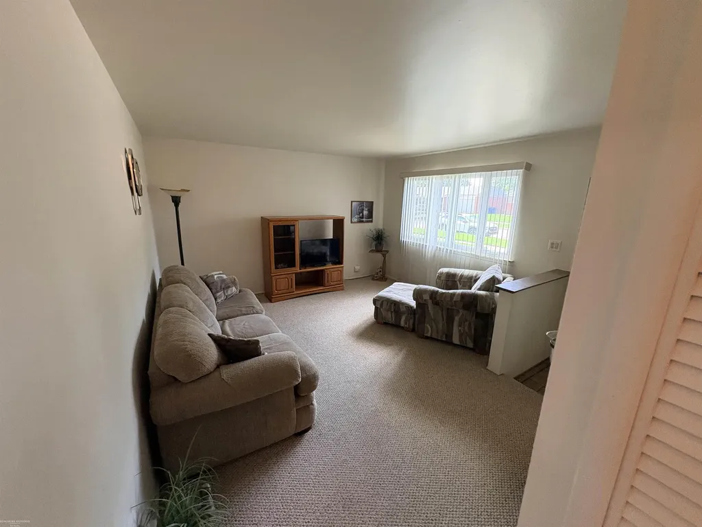 31759 Stricker Drive Warren City MI 48088