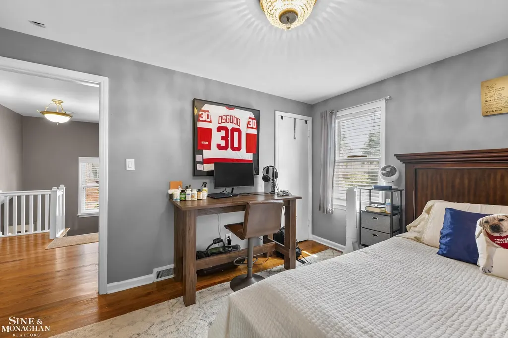 433 Maison Road Grosse Pointe Farms City MI 48236