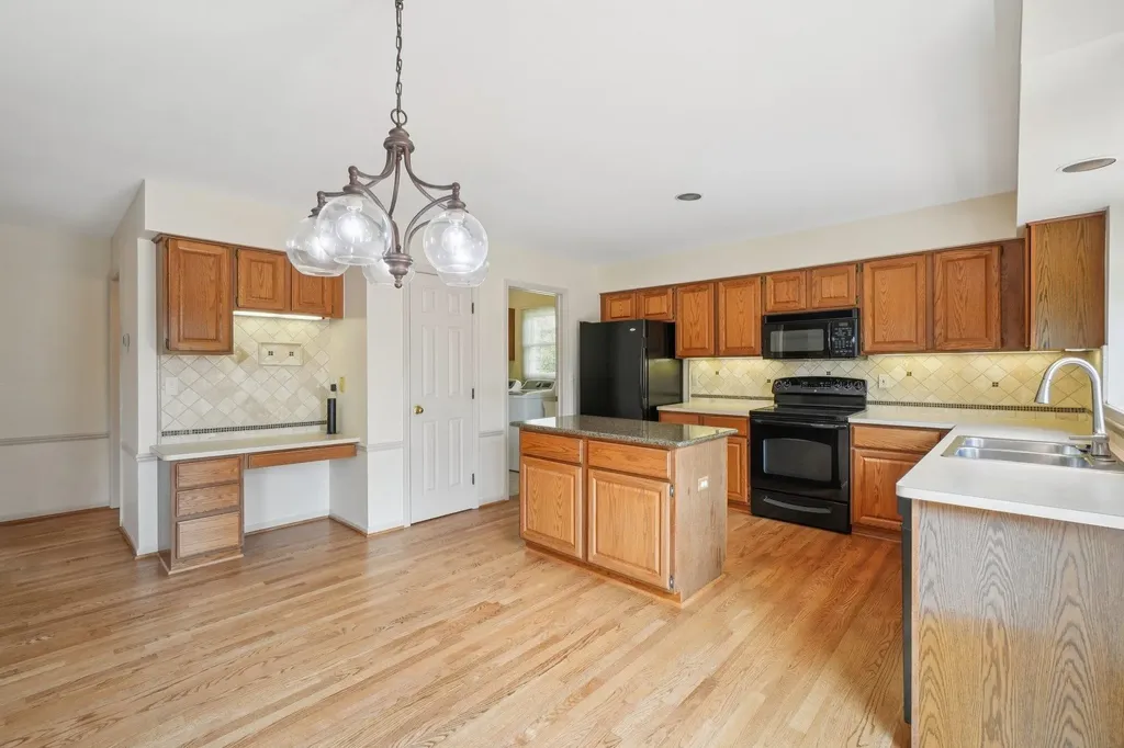 1678 Hillcrest Drive Rochester Hills City MI 48306