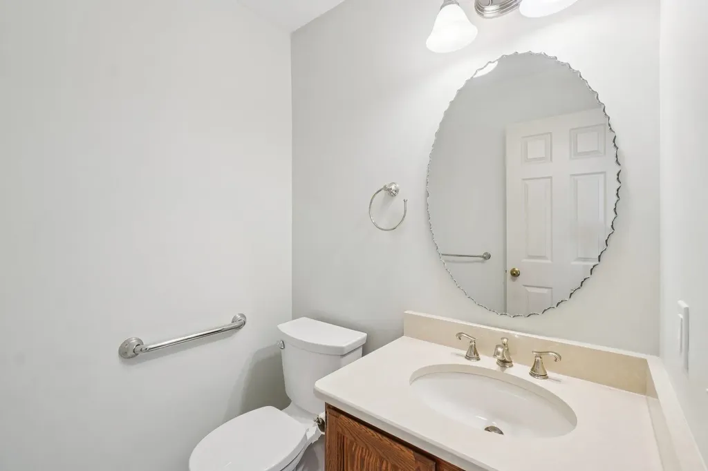 1678 Hillcrest Drive Rochester Hills City MI 48306