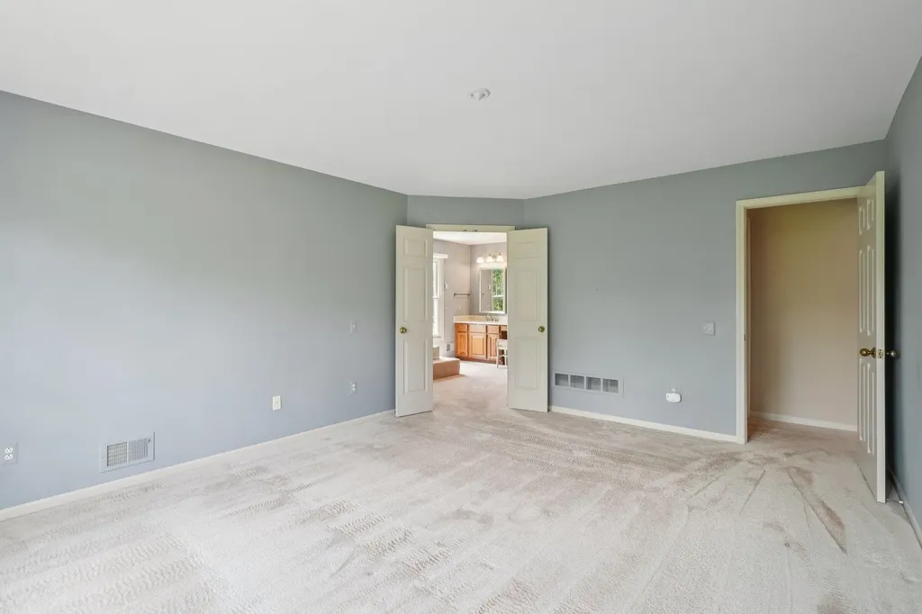 1678 Hillcrest Drive Rochester Hills City MI 48306