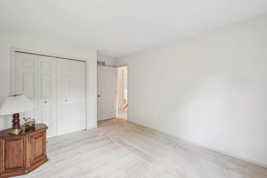 1678 Hillcrest Drive Rochester Hills City MI 48306