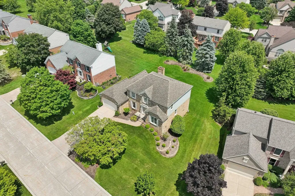 1678 Hillcrest Drive Rochester Hills City MI 48306