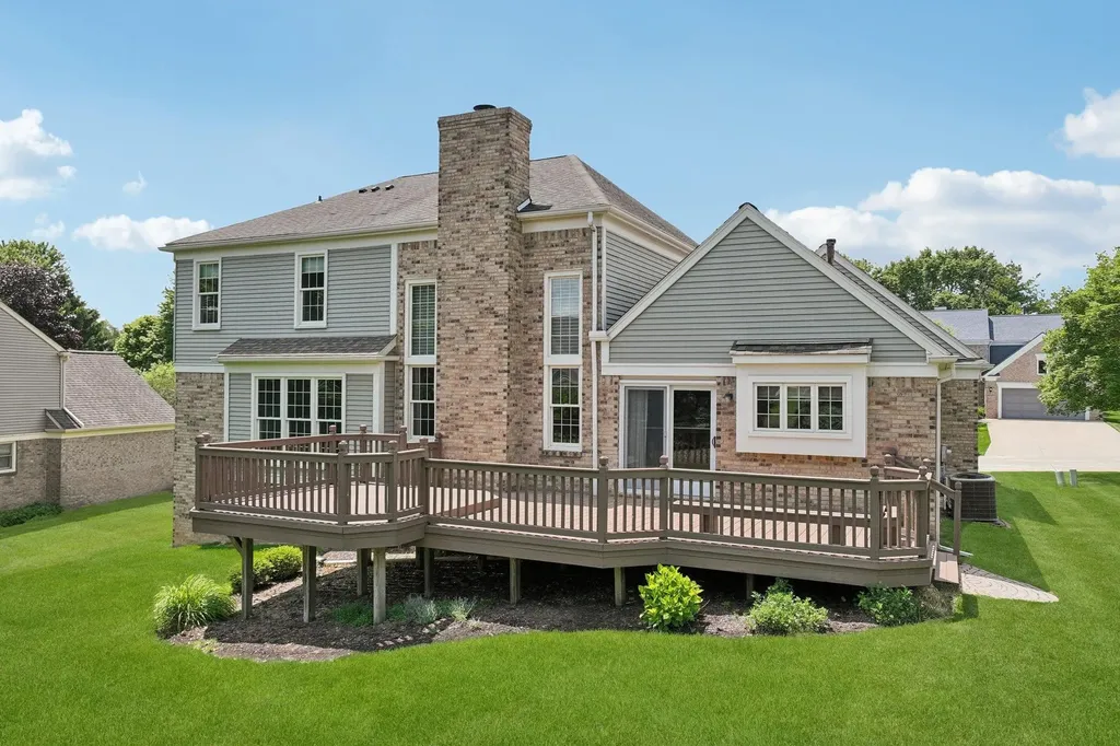1678 Hillcrest Drive Rochester Hills City MI 48306
