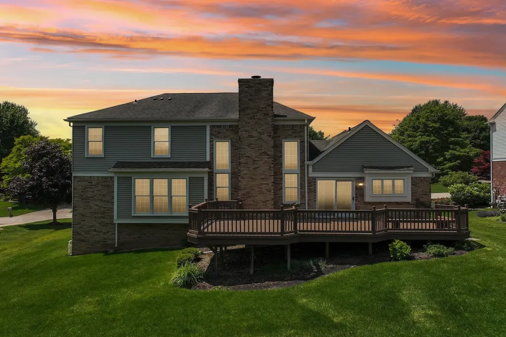 1678 Hillcrest Drive Rochester Hills City MI 48306