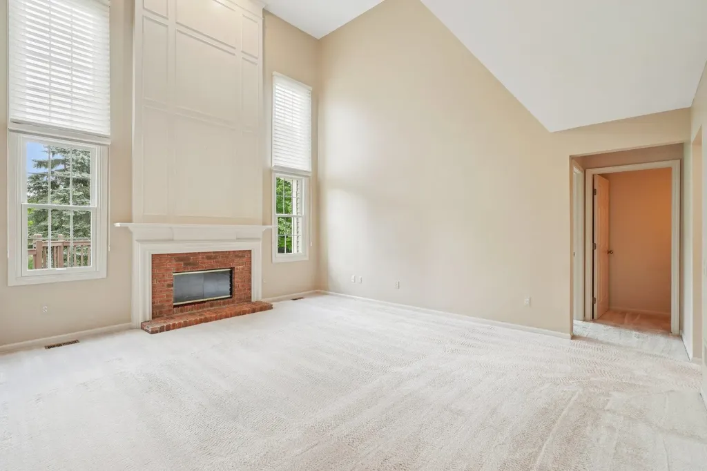 1678 Hillcrest Drive Rochester Hills City MI 48306