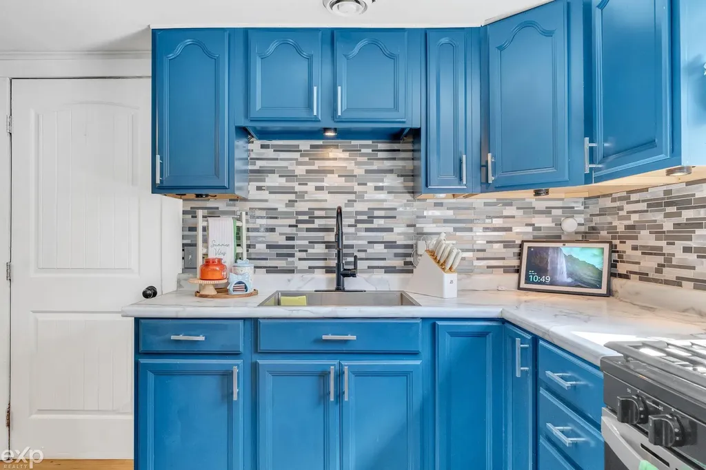 1533 Galbraith Line Road Fremont Township MI 48097