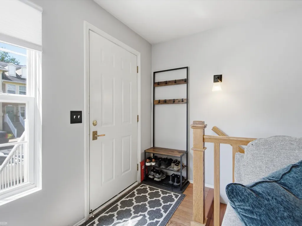 157 Evergreen Trail Lake Orion Village MI 48362