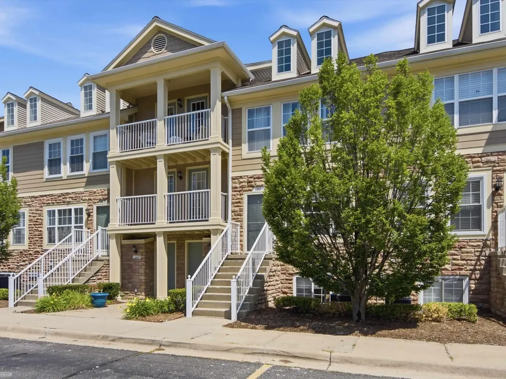 157 Evergreen Trail Lake Orion Village MI 48362