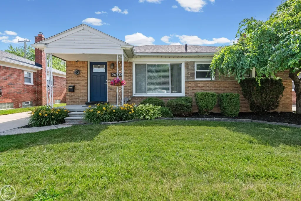 26730 Ursuline Street St. Clair Shores City MI 48081