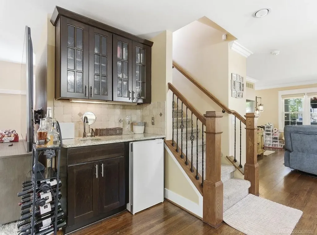 1223 Greenleaf Drive Royal Oak City MI 48067