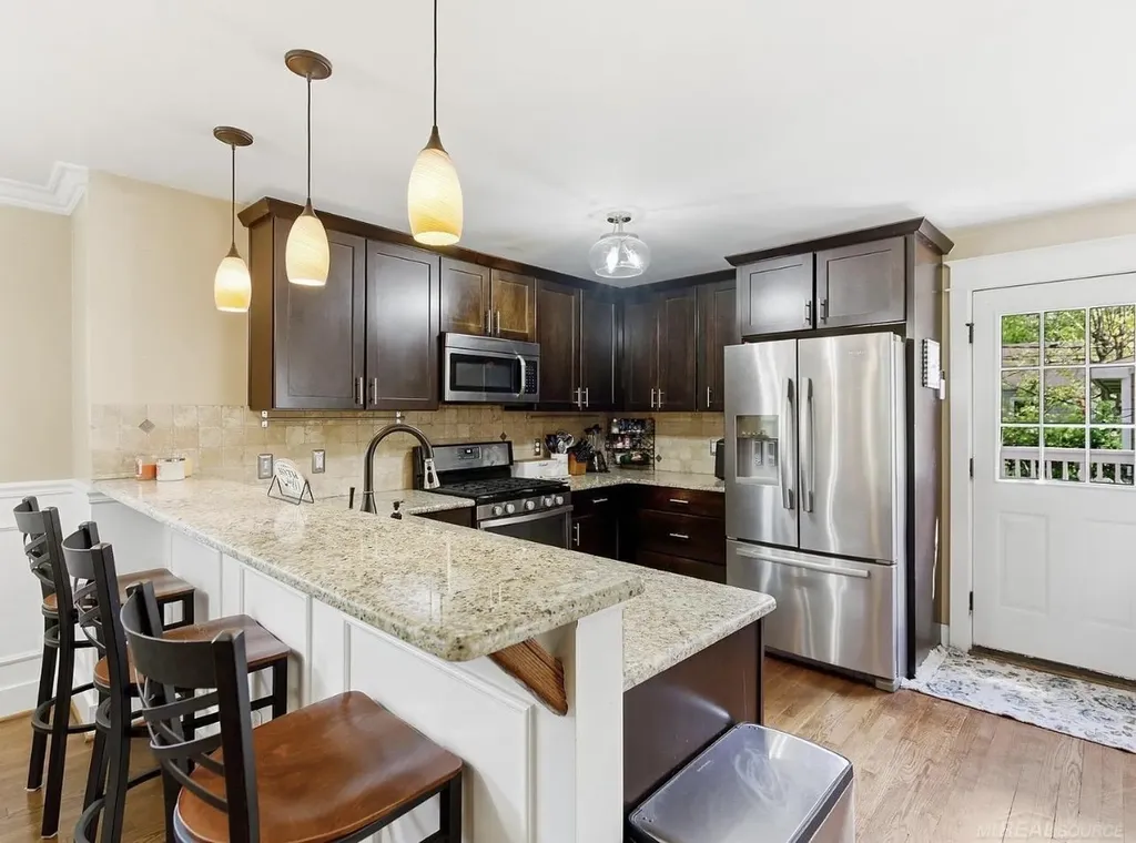 1223 Greenleaf Drive Royal Oak City MI 48067