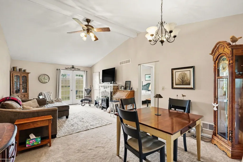 42278 Hidden Brook Drive Clinton Charter Township MI 48038