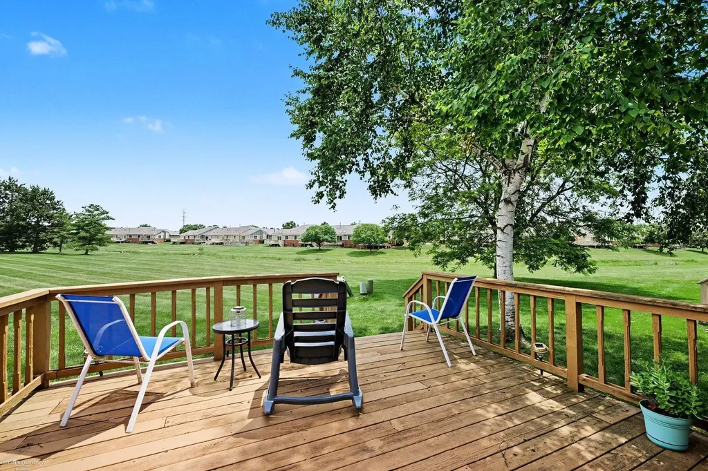 42278 Hidden Brook Drive Clinton Charter Township MI 48038