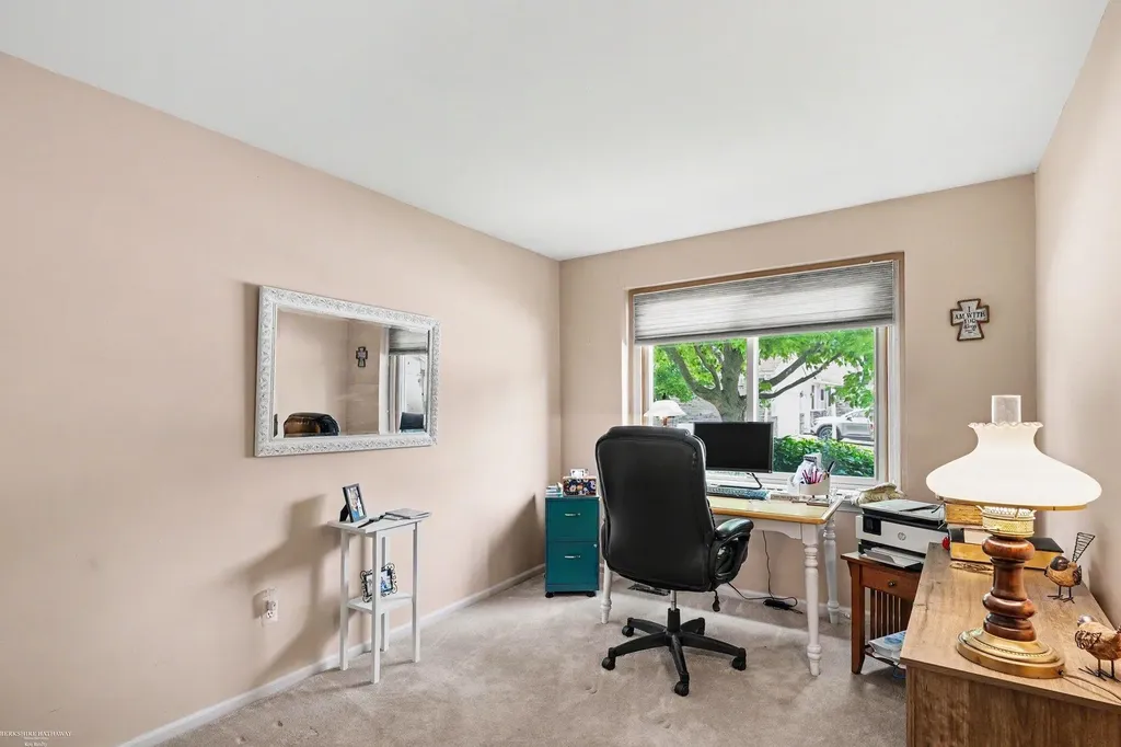 42278 Hidden Brook Drive Clinton Charter Township MI 48038