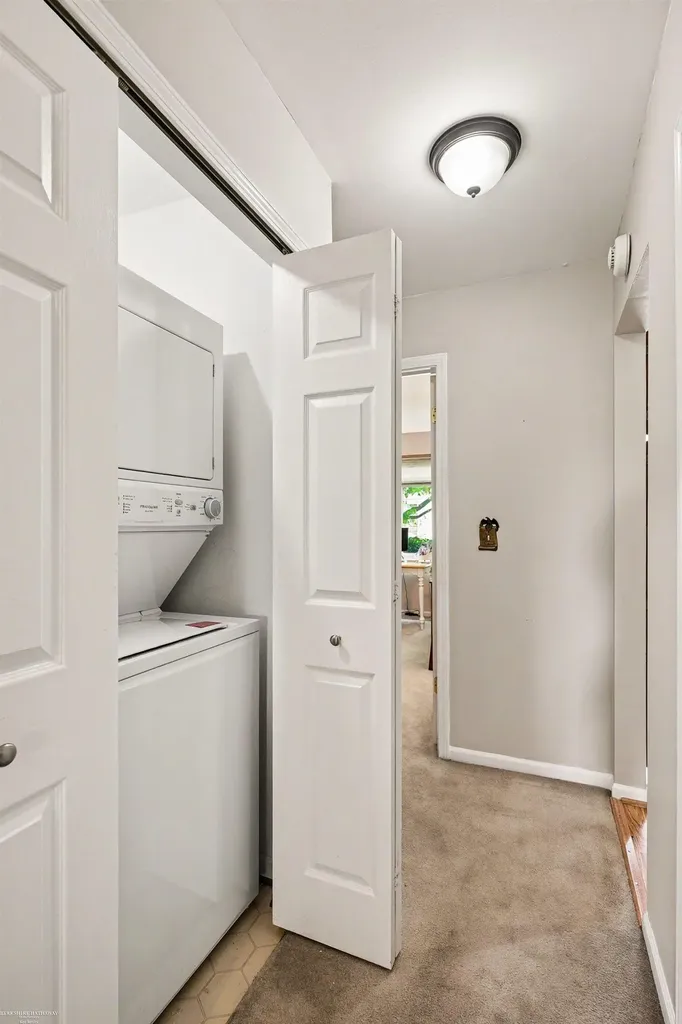 42278 Hidden Brook Drive Clinton Charter Township MI 48038