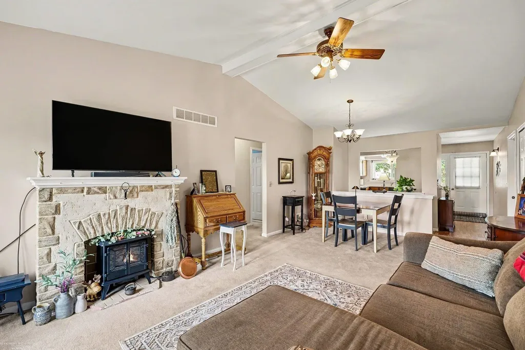 42278 Hidden Brook Drive Clinton Charter Township MI 48038