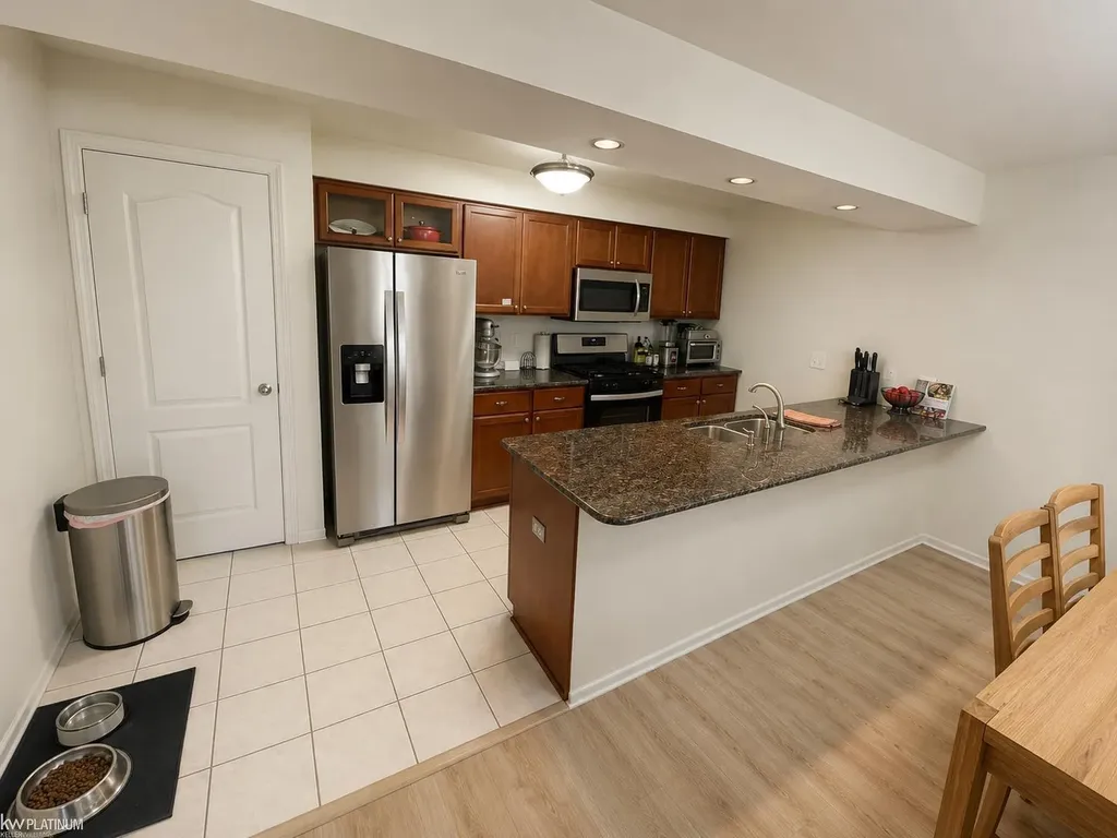 32914 Whispering Lane Chesterfield Township MI 48047