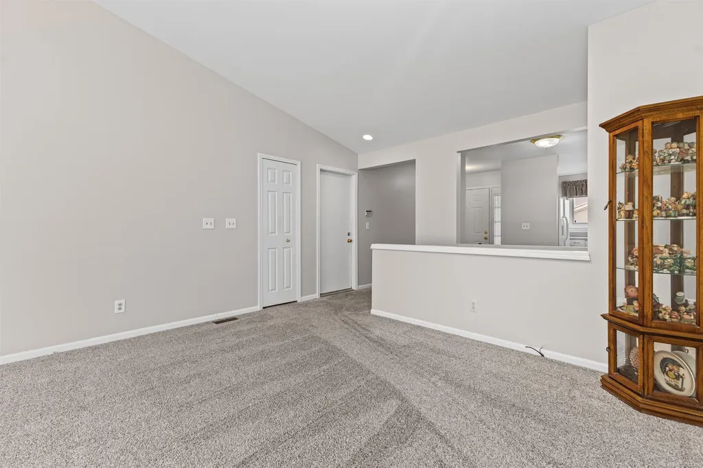 42284 Aspen Court Clinton Charter Township MI 48038