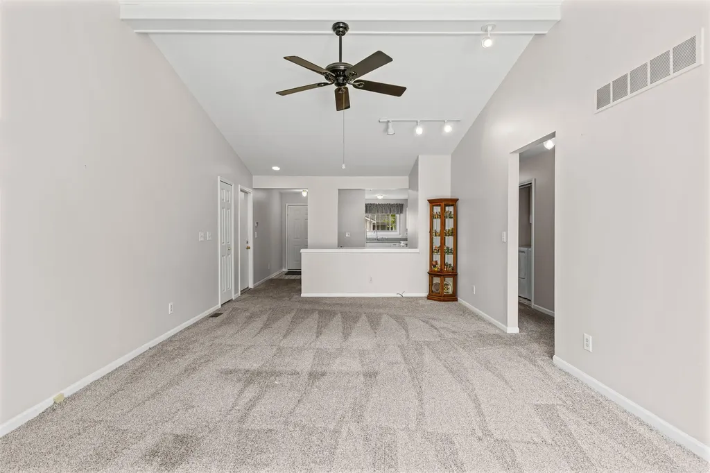 42284 Aspen Court Clinton Charter Township MI 48038