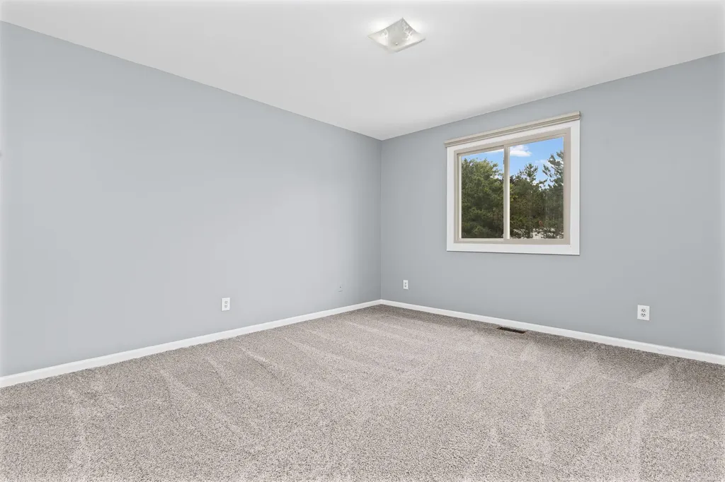 42284 Aspen Court Clinton Charter Township MI 48038