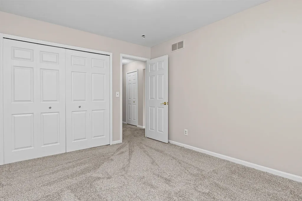 42284 Aspen Court Clinton Charter Township MI 48038