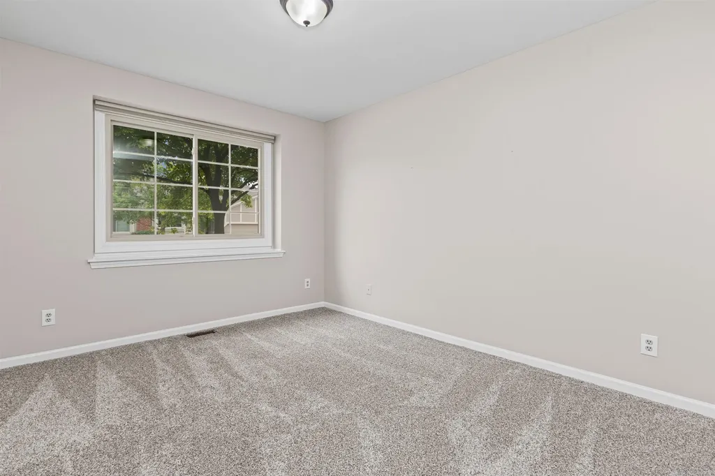 42284 Aspen Court Clinton Charter Township MI 48038
