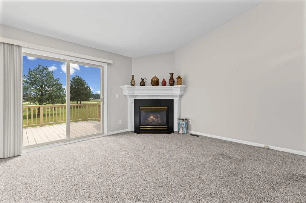 42284 Aspen Court Clinton Charter Township MI 48038