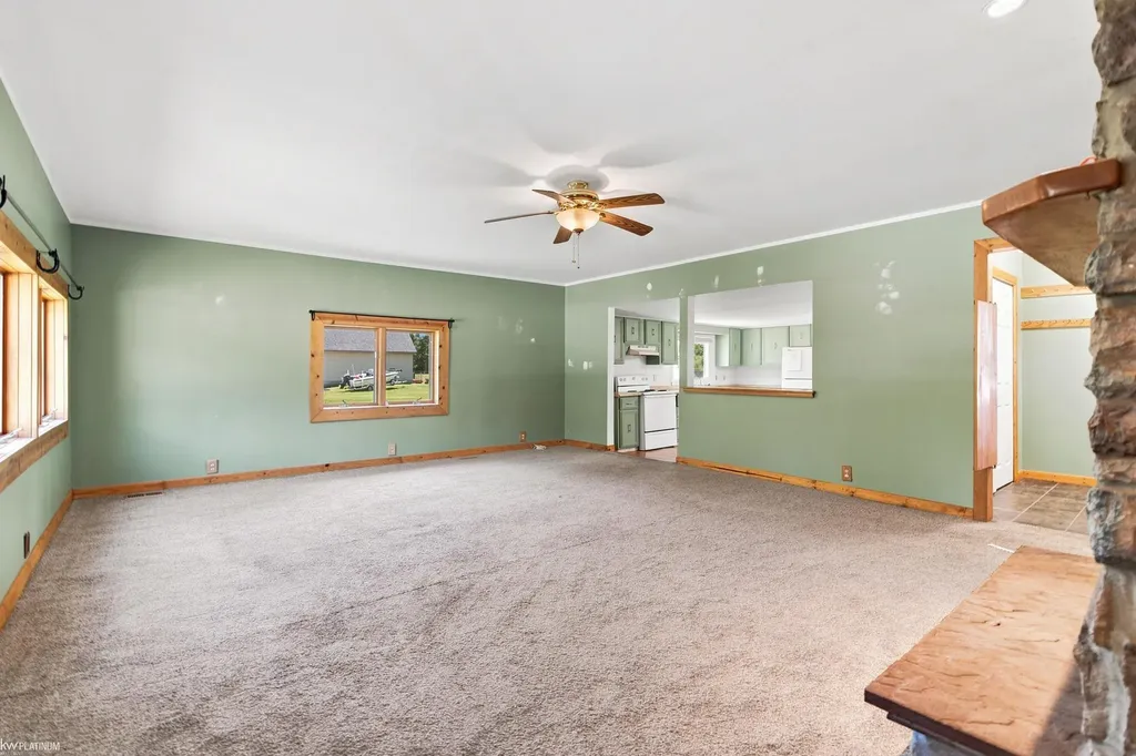 5469 Parker Road Fort Gratiot Charter Township MI 48059