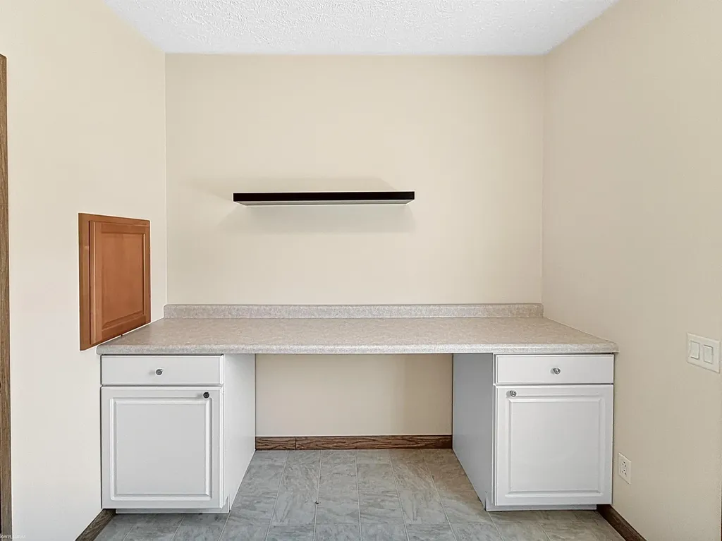 37037 Millstone Trail Lenox Township MI 48048