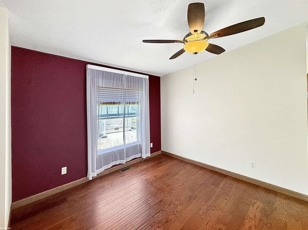 37037 Millstone Trail Lenox Township MI 48048