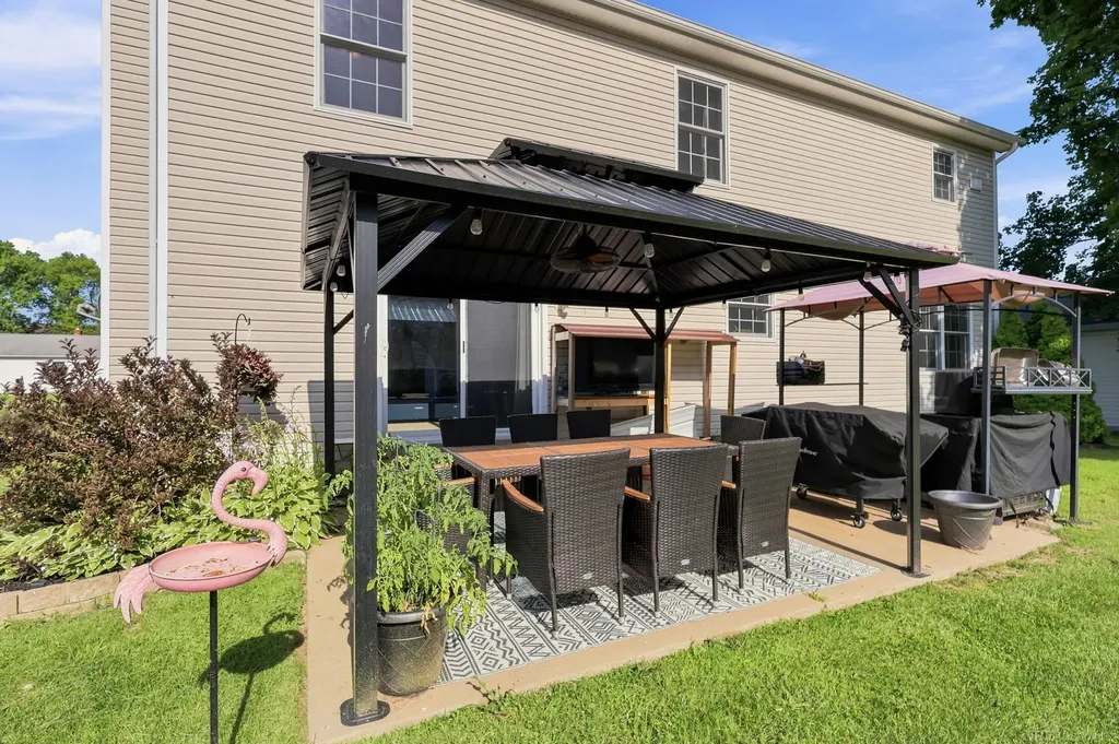 58748 Ruth Jean Street Washington Township MI 48094