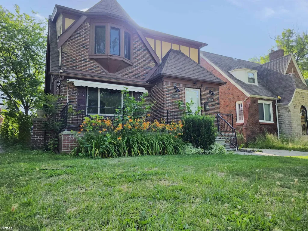 6110-6112 Yorkshire Street Detroit City MI 48225