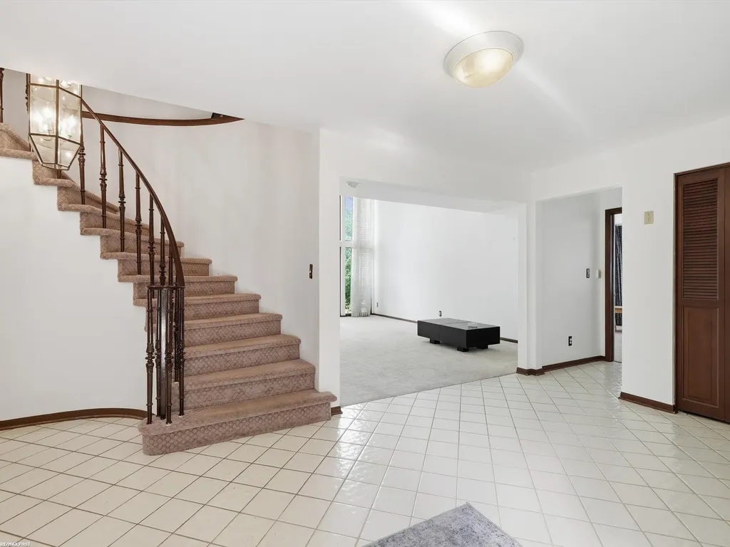 4677 Rolling Ridge Road West Bloomfield Charter Township MI 48323