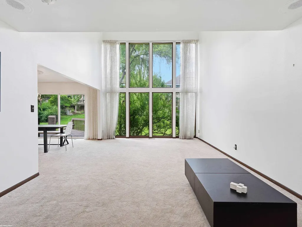 4677 Rolling Ridge Road West Bloomfield Charter Township MI 48323