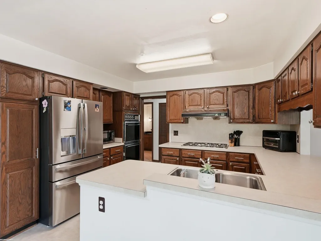 4677 Rolling Ridge Road West Bloomfield Charter Township MI 48323