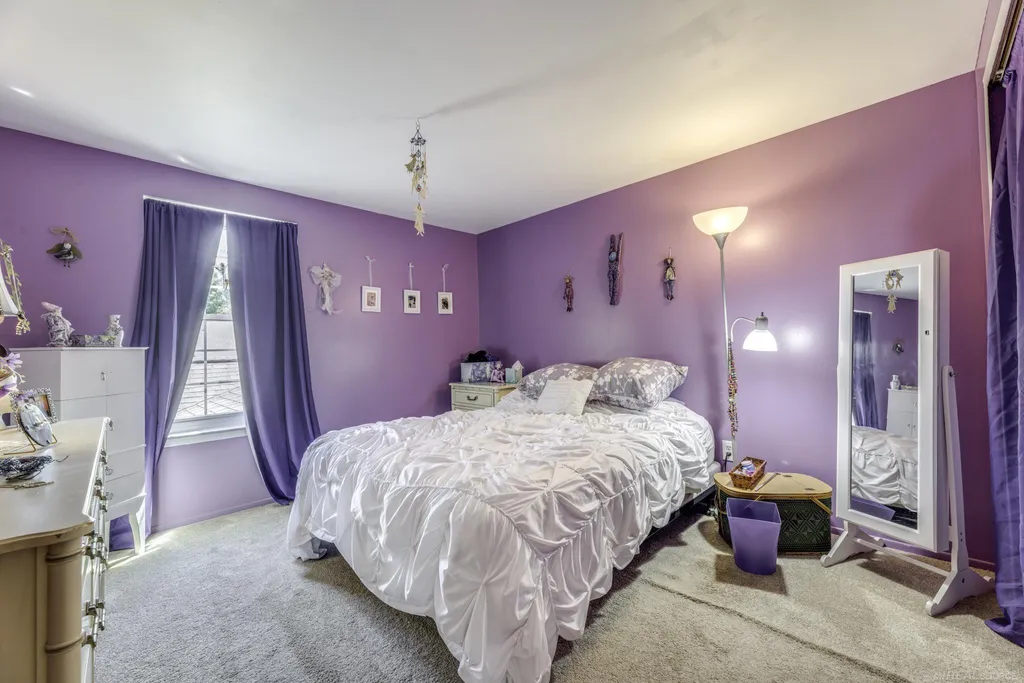 1832 Burning Bush Court Rochester Hills City MI 48309