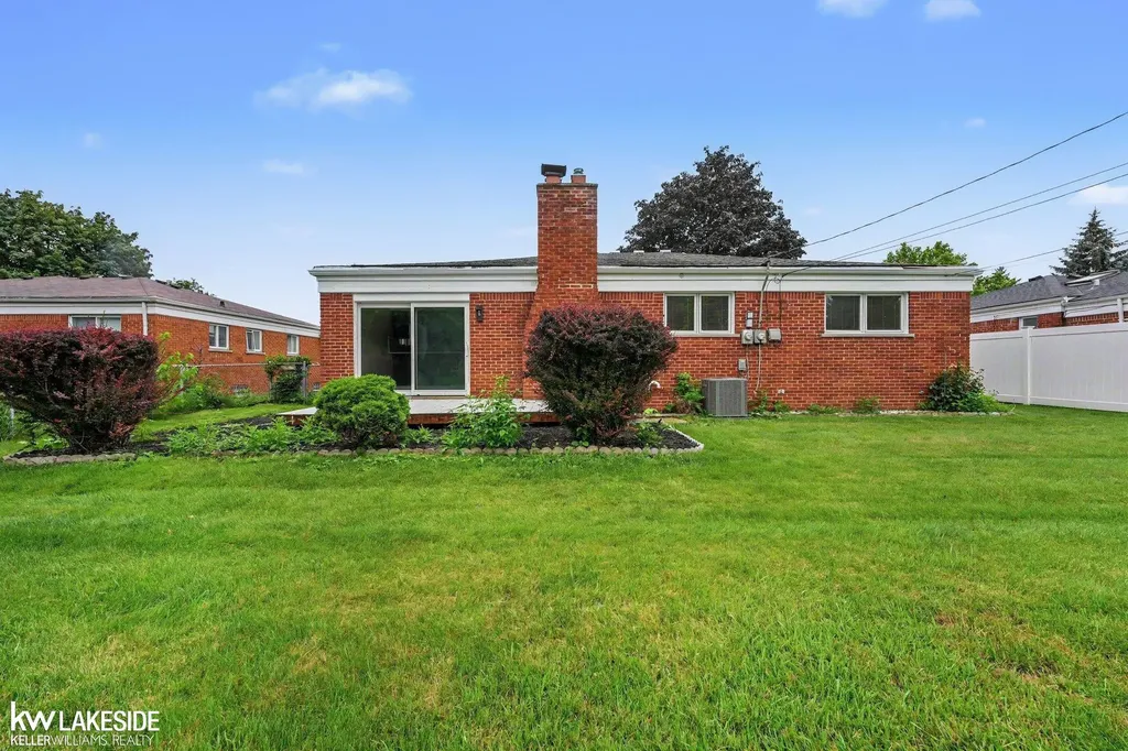 2837 Sherbourne Drive Troy City MI 48083