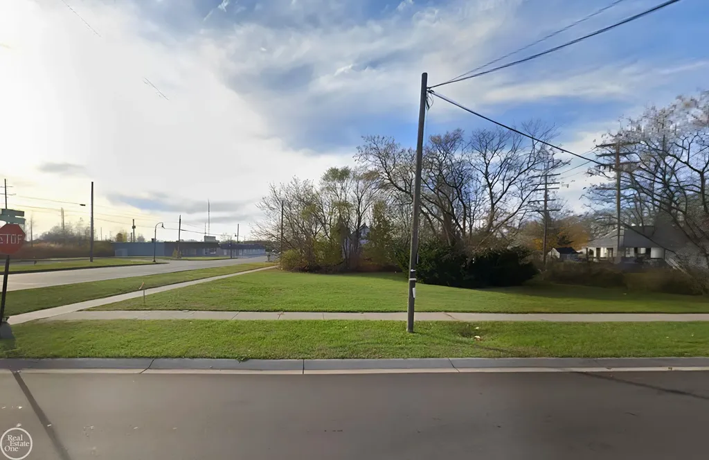 2500 Lapeer Road Port Huron City MI 48060