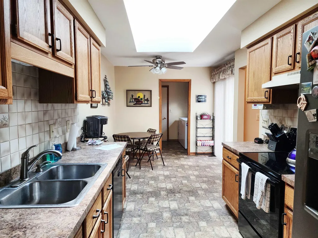 49860 Potomac Court Shelby Charter Township MI 48315