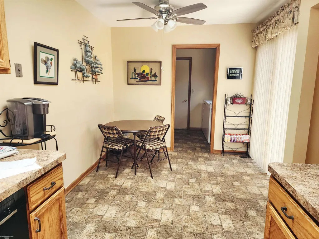 49860 Potomac Court Shelby Charter Township MI 48315
