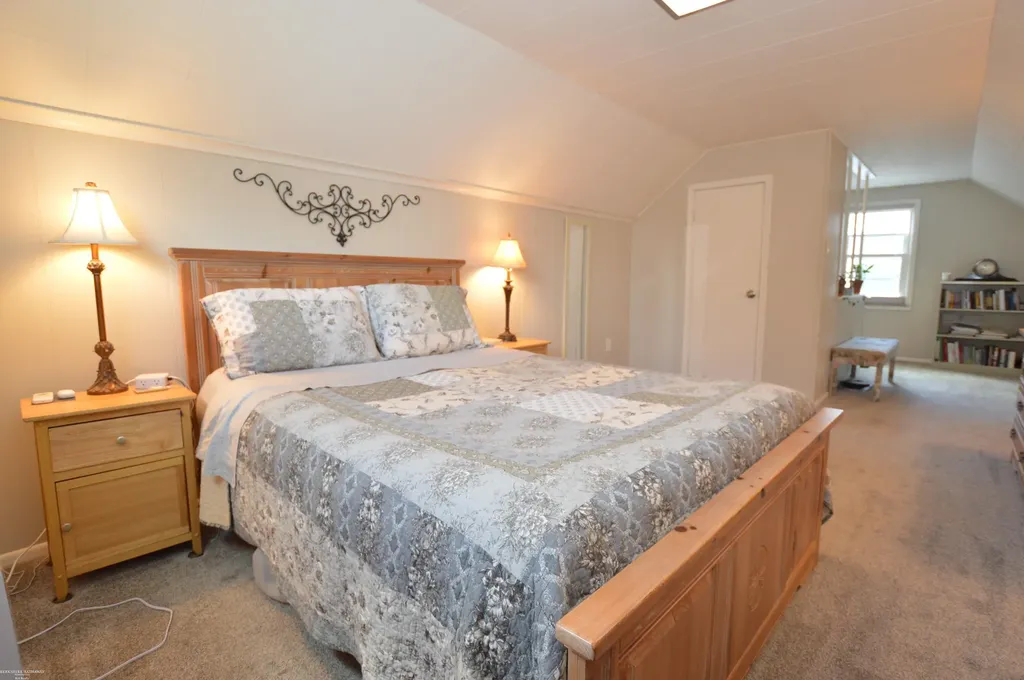 27182 Leroy Street Roseville City MI 48066