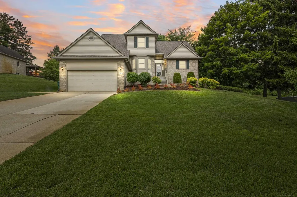 70351 Hillside Court Bruce Township MI 48065