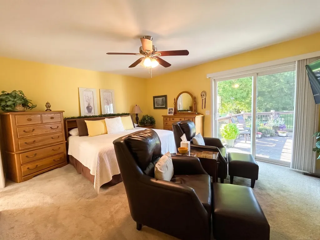2048 Collins Avenue Shelby Charter Township MI 48317
